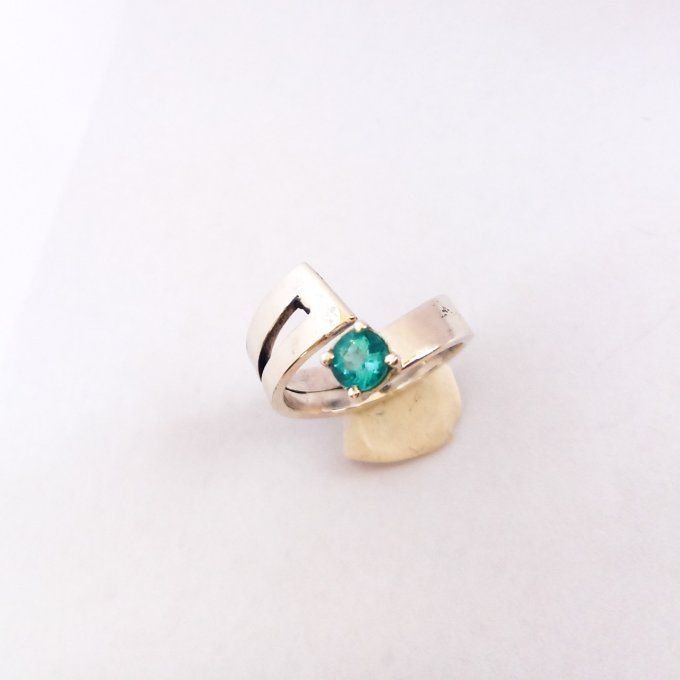 ajustable et apatite bleu néon