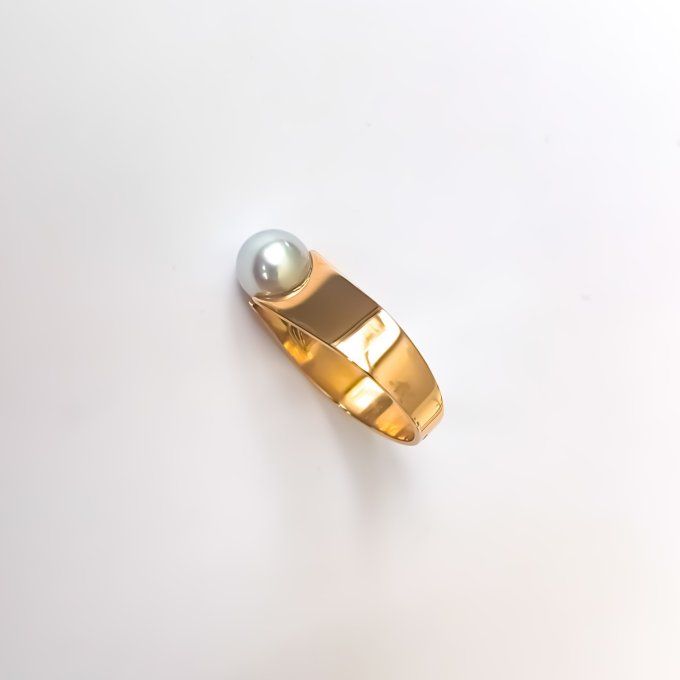 Bague 70's or et perle d'Akoya