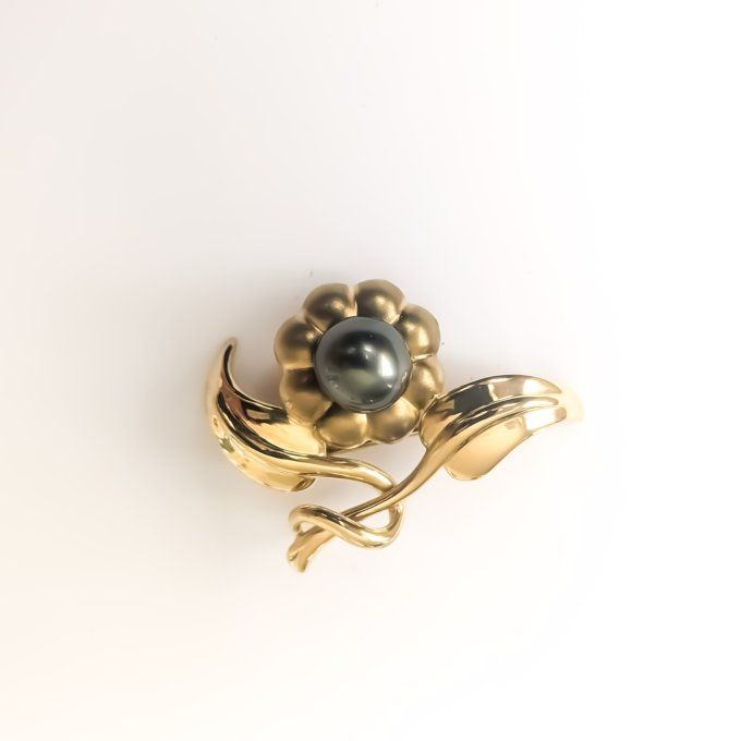 broche vintage, or et perle de Tahiti