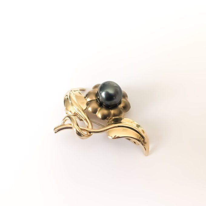 broche vintage, or et perle de Tahiti