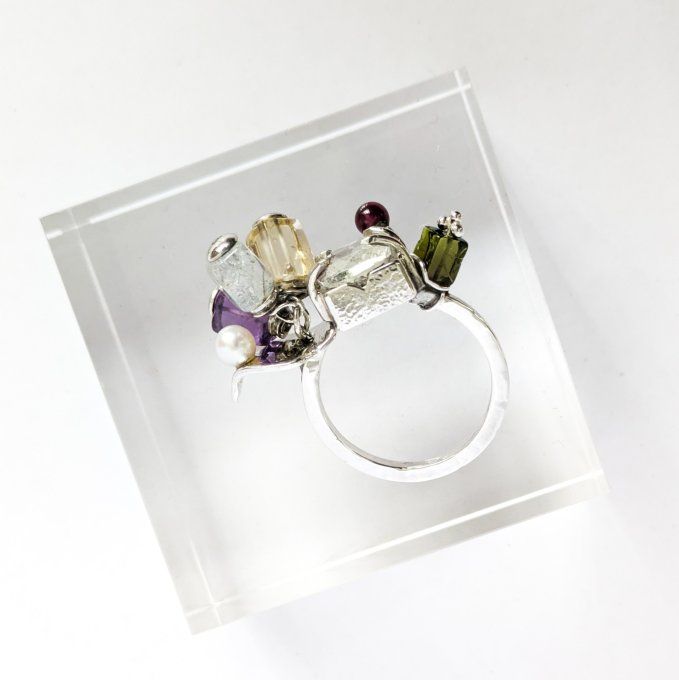 bague multi-pierre