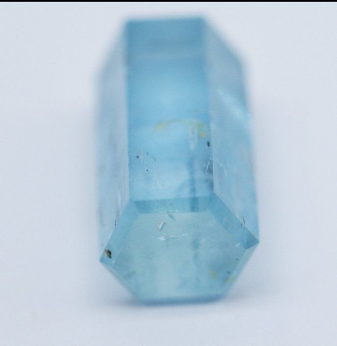 cristal d'aigue-marine